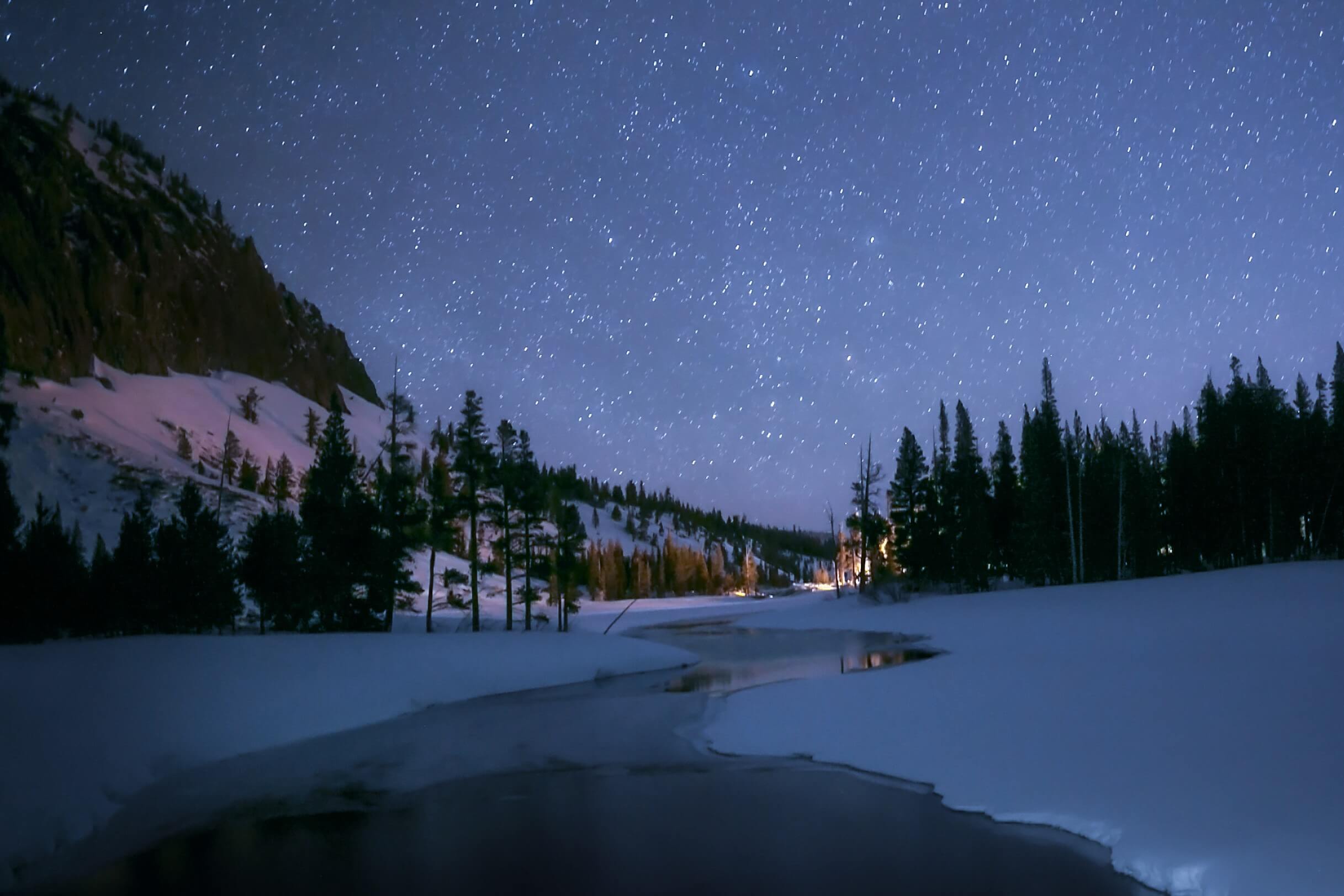 Stargazing at night in one of the many Things To Do in Mammoth Lakes.
